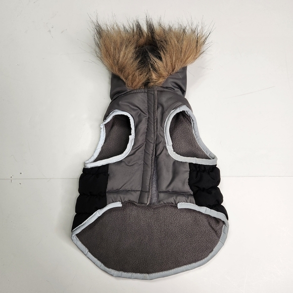 Simply Wag Puffy Dog Coat Small Faux Fur Hood Snapback Reflective Harness Hole - Picture 3 of 15